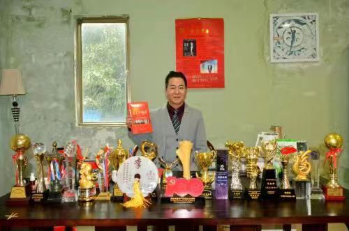 李懿轩——新时代爱国奋斗企业家