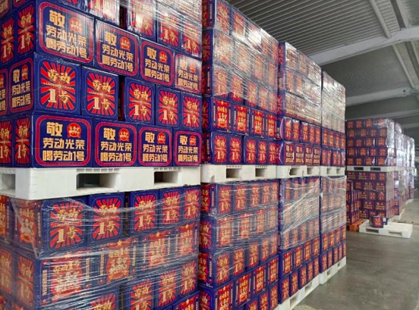 一轻控股同心抗疫送物资保供应