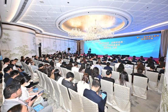 专业照护链接沪港：易得康携手香港医疗机构，共探跨境照护新图景