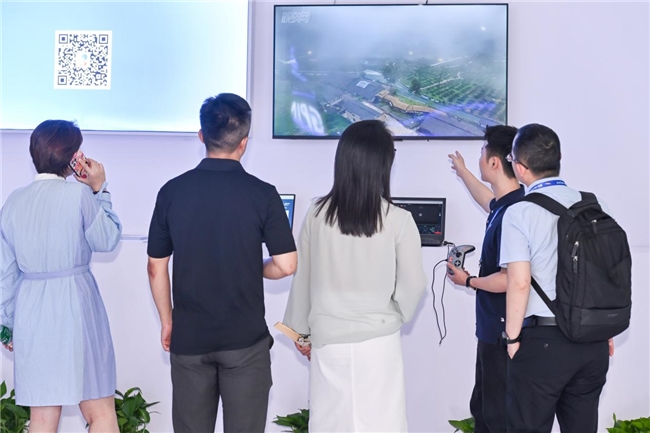 第七届西洽会国际消费中心城市核心区精彩亮相：科技赋能、国际视野，展现“开放渝中”新魅力