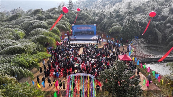 广西兴安：“中国南方·风车之乡”2023兴安源江第五届风车文化节暨探路摩天岭越野穿越之行活动顺利举行
