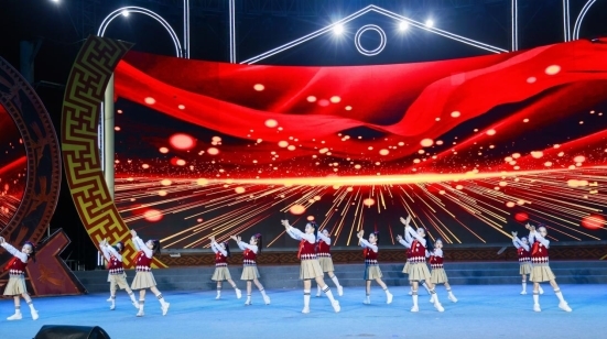 广西排舞嘉年华暨第二届排舞大赛决赛 在南宁举行