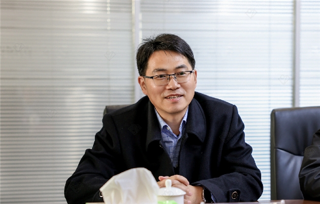 南京海关工业产品检测中心走访江苏派逊 精准服务促校服品牌发展