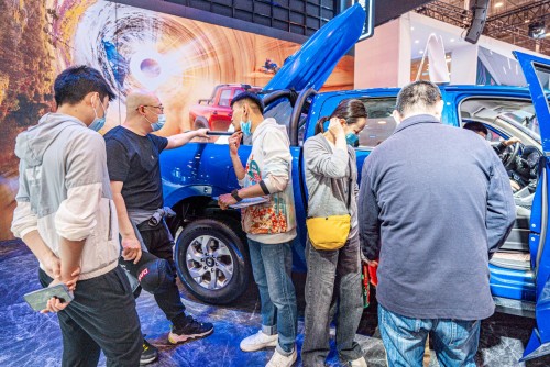 开启皮卡精致生活，长城炮亮相青岛车展