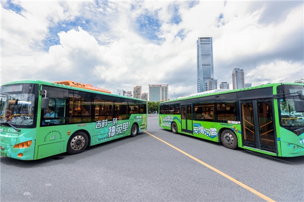 抖音超市一周岁，为老用户准备了500万份免单