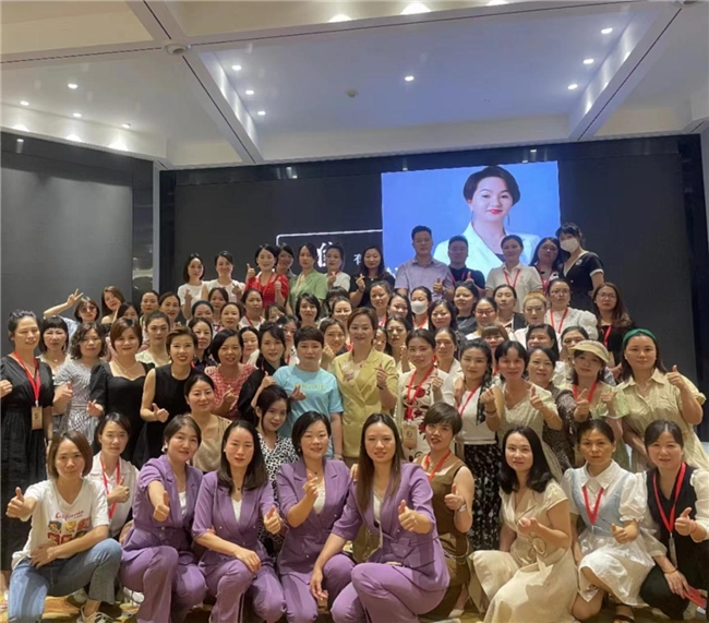 奢侈品品牌百花辰执行总裁蓝天吉，开启东南亚市场红利