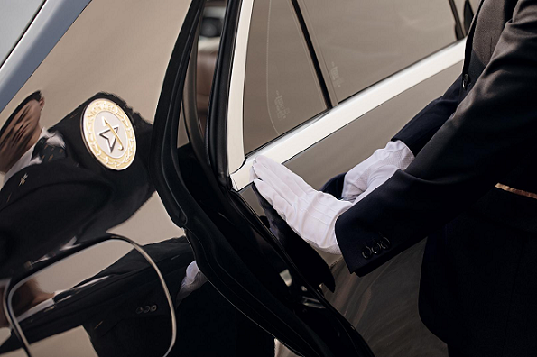 《礼宾出行服务通则》行业首发，耀出行引领行业标准化