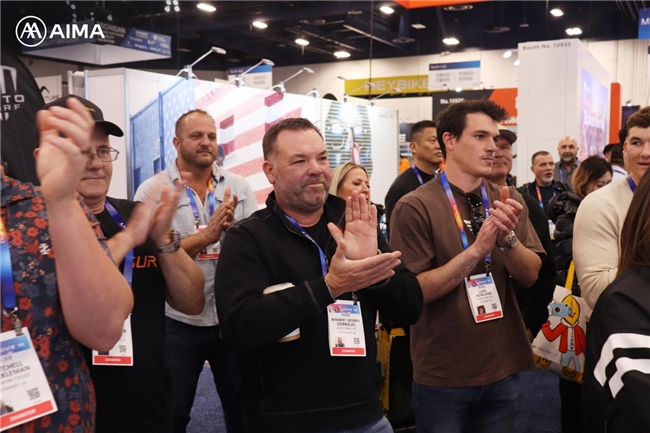 多款精品亮相，携手顶尖伙伴——CES2025爱玛科技全面创新赋能蓝海市场“扬帆远航”