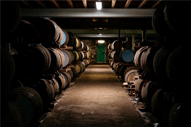 苏格登《丰愉臻享系列》桶装原酒限量版 42年单一麦芽威士忌 全球发布