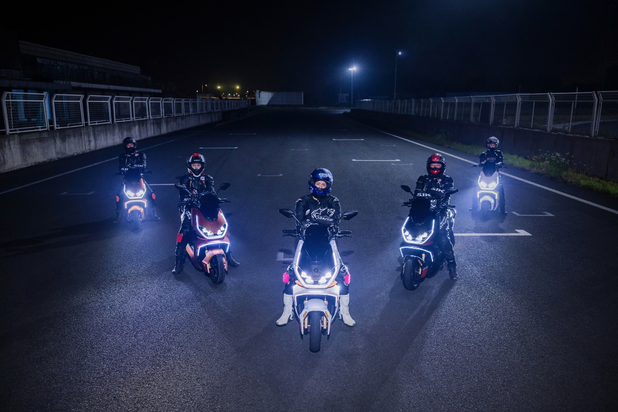 从国际赛事到村BA高校赛,新日实干型应援,持续助力全民体育发展 从国际赛事到村BA高校赛,新日实干型应援,持续助力全民体育发展