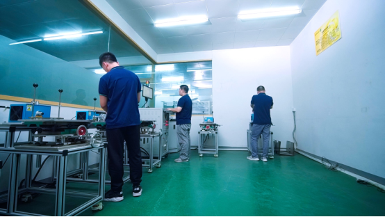 华信人咨询:金羚B8窗墙式排气扇全国销量第一 华信人咨询:金羚B8窗墙式排气扇全国销量第一