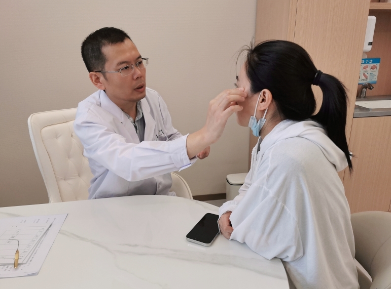 丽合整形医生武峰院长：医术和艺术完美结合的“塑美先生”