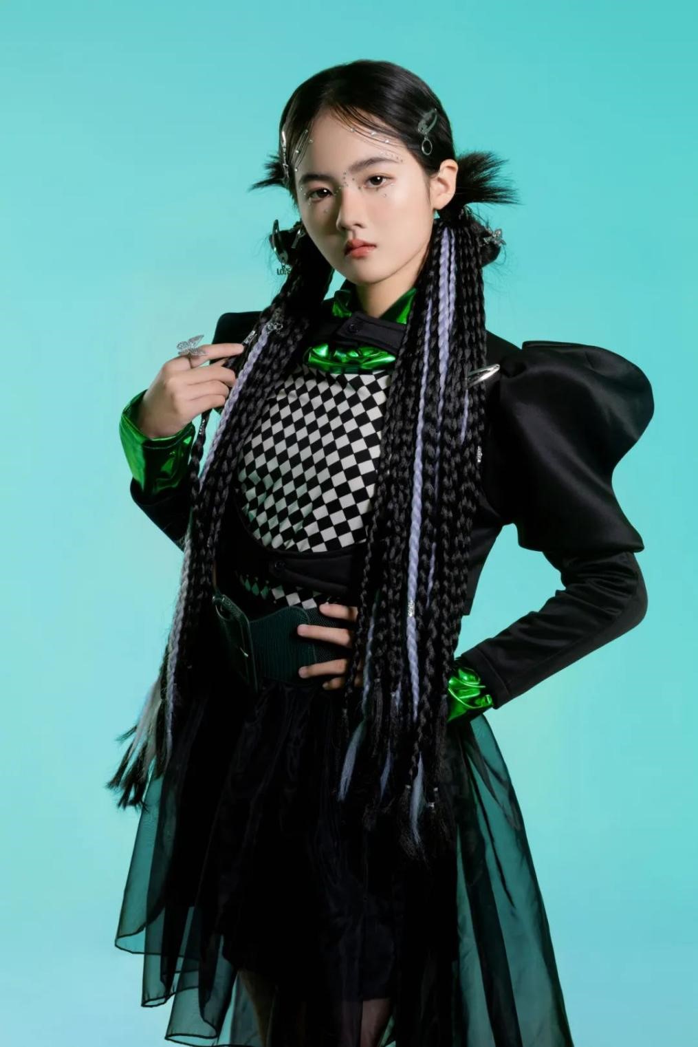 2024中国童模榜中榜时尚盛典特邀主持人成星颖