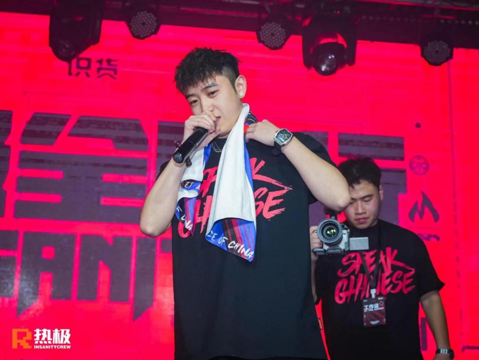 热极丢失的房车再现街头