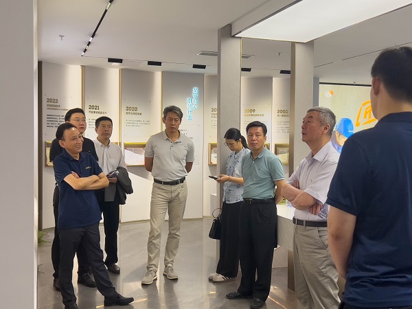 首个中国建筑陶瓷行业数字化成品交付创新示范平台落户简一